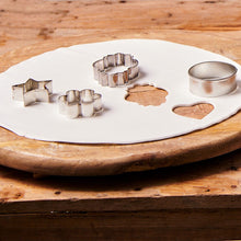 Charger l'image dans la galerie, FunCakes Pâte à Sucre Étalée - Bright White - 430 g