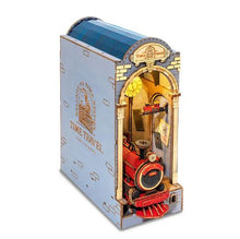 Load image into Gallery viewer, DIY Book Nook 3D - Time Travel (ROLIFE)