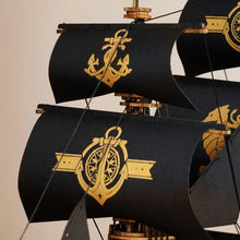 Load image into Gallery viewer, ROKR The Seahorse Barque - Mise en scène du navire terminé