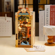 Load image into Gallery viewer, DIY Book Nook 3D - Romantic Venise (ROLIFE)