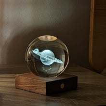 Load image into Gallery viewer, Globe lampe en cristal collection Espace - Saturne (GINGKO)