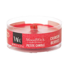 Load image into Gallery viewer, Woodwick Petite Bougie - Crimson Berries - Baies Pourpres 31g
