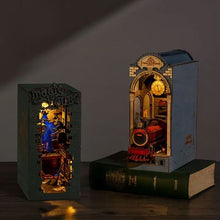 Load image into Gallery viewer, DIY Book Nook 3D - Time Travel (ROLIFE)