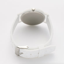 Charger l'image dans la galerie, Montre parfumée japonaise - plusieurs couleurs/senteurs disponibles (KAORU)