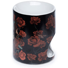 Load image into Gallery viewer, Oil burner - skull &amp; roses
