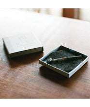 Charger l'image dans la galerie, Bâtons d'encens japonais - arbre à thé (HIBI)