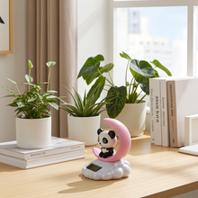 Charger l'image dans la galerie, Figurine Solaire Panda sur son Croissant de Lune
