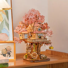 Load image into Gallery viewer, Rolife Sakura Tree House - Mise en scène du décor terminé
