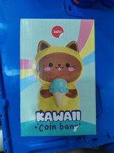 Load image into Gallery viewer, Packaging de la tirelire chat Kawaii Minty par Balvi, design coloré avec arc-en-ciel et illustration du chat
