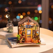 Charger l&#39;image dans la galerie, DIY Miniature House - Cathy&#39;s Flower House (ROLIFE)
