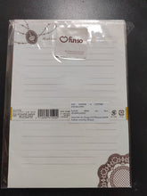 Load image into Gallery viewer, Dos de l'emballage transparent du set de papier à lettres montrant l'étiquette avec le logo Funso et le code-barres.
