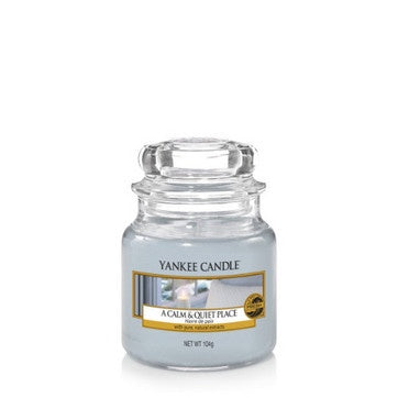 Small jar candle A calm & quiet place - Haven of peace (YANKEE CANDLE) 104G 