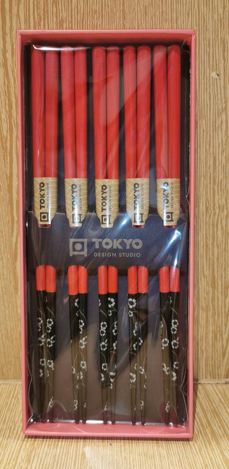Box of 5 Pairs of Chopsticks red & black flowers - Tokyo Design Studio